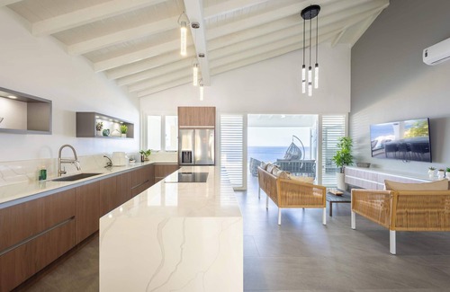 St. Marie Villa | Sunset Villa with Panoramic View & Modern Design