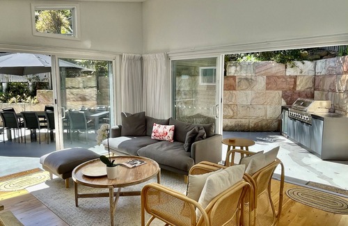 Copacabana House | Exquisite Sunset Vista Beach House with Oceanfront Views