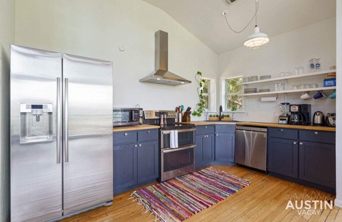 McNeil House | Experience Sunset Views from a Spacious Patio by Lake Travis