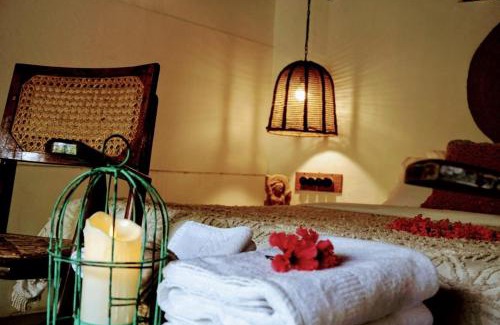 Champakulam Bed & Breakfast | Experience Sunsets and Palm Trees with Ocean Views