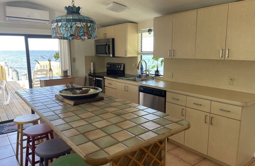 Key Largo House | Unforgettable Sunsets in Key Largo with Family-Friendly Amenities