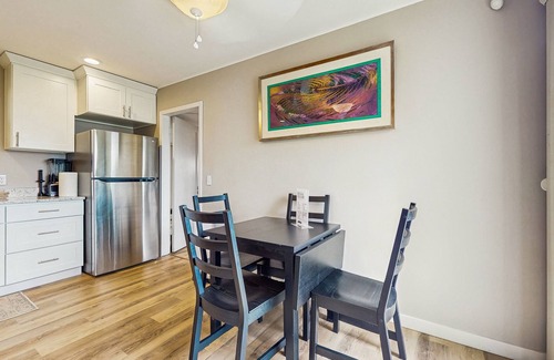 Des Moines House | Water-View Retreat: Walk to Dining & Enjoy Scenic Sunsets