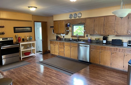 Cuba House | Experience Sunsets & Skiing at Cuba Lake Front Retreat