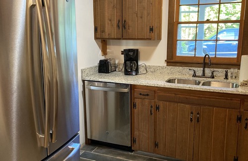 Egg Harbor House | Experience Breathtaking Sunsets and Relaxing Lake Views