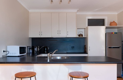 Kings Meadows House | Sunshine 5 mins from City