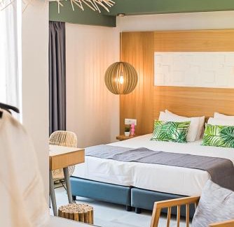 Malia Hotel | Relax at Sunshine Boutique Hotel with Oceanfront Amenities