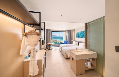 Khanh Hoa Hotel | Scenic Sunshine Cam Ranh with Pool and Family-Friendly Amenities