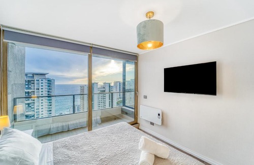 Concon Apartment | Ocean View 2 Bedroom Retreat on Sunshine Coast