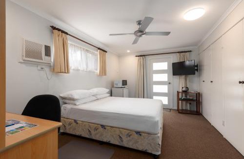 Marcoola Hotel | Discover Sunshine Coast Airport Motel with Pool & 9/10 Rating