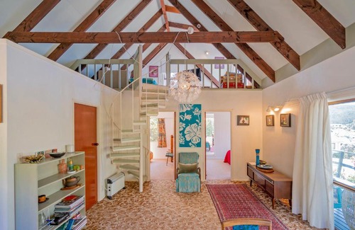 Onemana House | Sunshine Grove Retreat: Family-Friendly Onemana Getaway