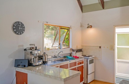 Onemana House | Sunshine Grove Retreat: Family-Friendly Onemana Getaway