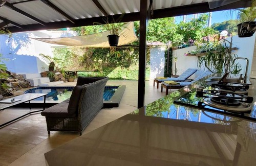 Sa Khu Bed & Breakfast | Top-Rated Sunshine Guesthouse with Dive School Amenities