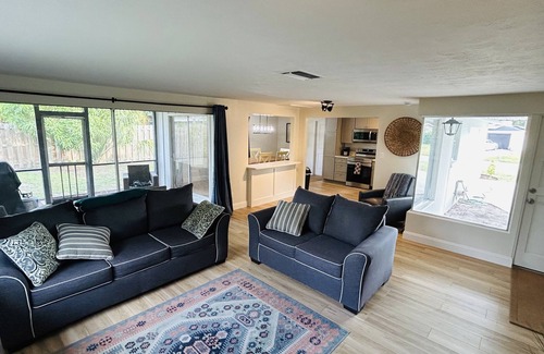 Sarasota Springs House | Relax at Sunshine Haven: Top-Rated Spa & Family-Friendly