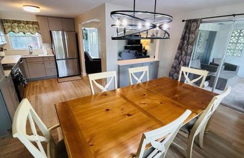 Southgate House | Serene Sunshine Haven: Oceanfront Retreat with Top Reviews