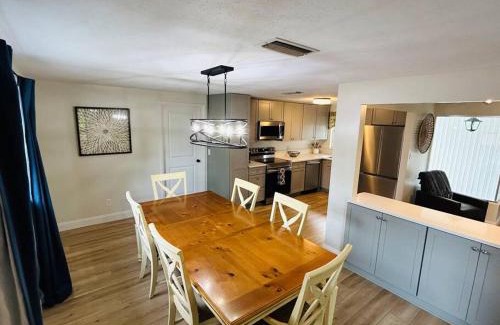 Southgate House | Serene Sunshine Haven: Oceanfront Retreat with Top Reviews