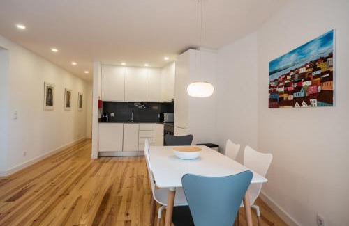 Socorro Apartment | Family-Friendly Sunshine House - Exclusive Apartment by the Castle