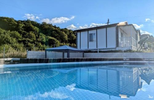 Mtskheta House | Family-Friendly Sunshine Inn Buriani with Pool & 9.8 Rating