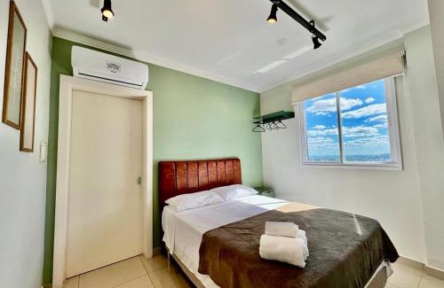 Centro Apartment | Experience Unforgettable Sunsets in Central PF Hotel