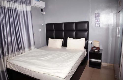 Yaba Apartment | Sunshine Place C1