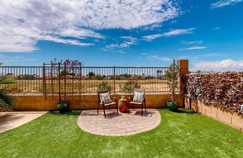 Coldwater Springs House | Family-Friendly Sunshine Retreat with Pool Access