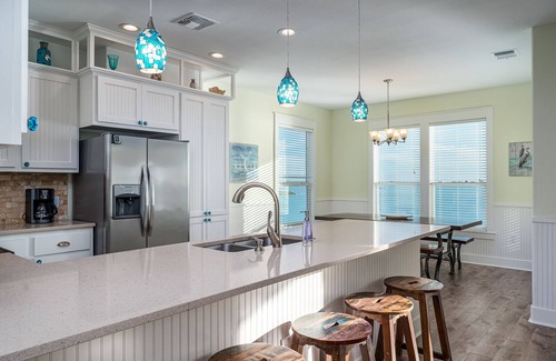 Rockport House | Waterfront Sunshine Retreat with Heated Pool & Fishing Pier