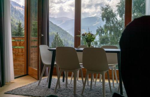 Sankt Oswald Apartment | Enjoy Family-Friendly Stays at Sunshine @ Rosie Design Chalet