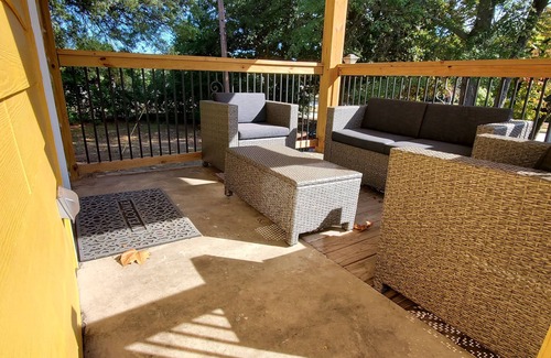 McDonough Apartment | Budget-Friendly Sunshine Studio: Family-Friendly Escape