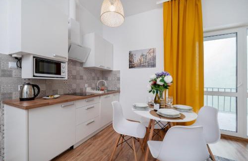 Lodz Apartment | Sunshine Studio Wólczańska 53 - by Rentujemy