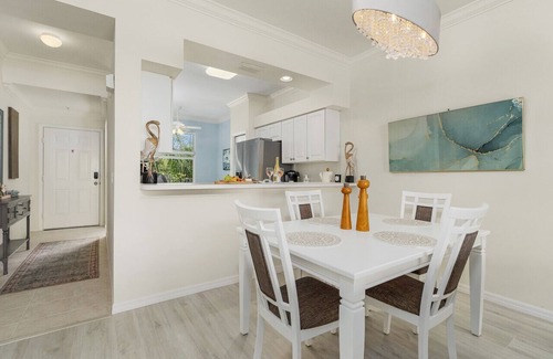 Heritage Palms Condo | Discover Sunshine & Tee-Times: Guest Rated 10/10 Awaits
