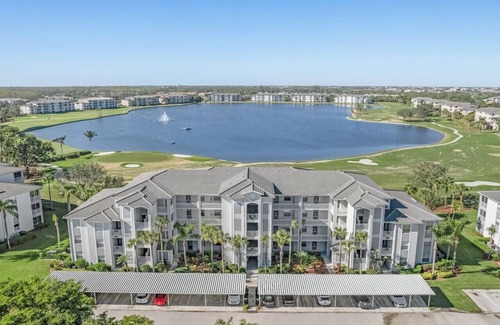 Heritage Palms Condo | Discover Sunshine & Tee-Times: Guest Rated 10/10 Awaits