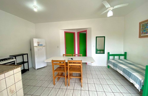 Saco da Ribeira Ski Chalet | Pet-Friendly Sununga Flats: Rated 10/10 for Family Fun