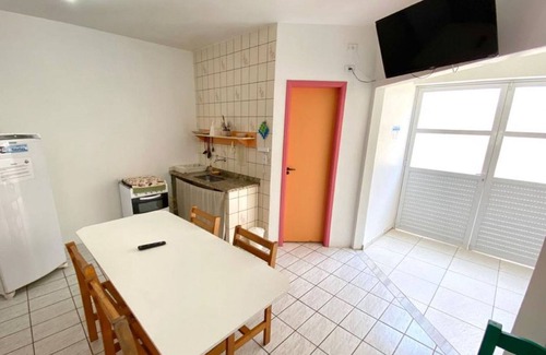 Saco da Ribeira Ski Chalet | Pet-Friendly Sununga Flats: Rated 10/10 for Family Fun