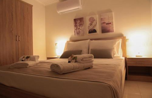 Petaloudes Apartment | Guest Rated 10/10: SunView Studio with Oceanfront Charm