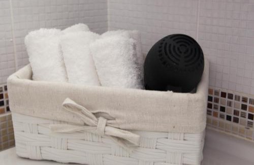 Petaloudes Apartment | Guest Rated 10/10: SunView Studio with Oceanfront Charm