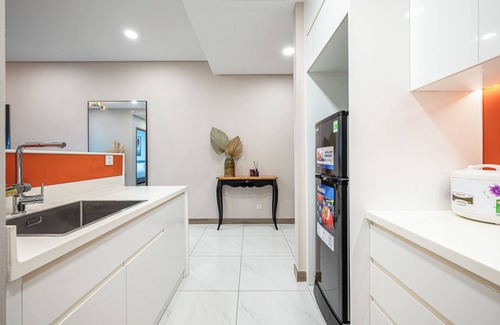 Hang Xanh Apartment | SUNWAH PEARL Premier Residence