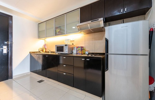 Bandar Sunway Apartment | Family Suites at Sunway Lagoon Resort with Spa & Kitchen