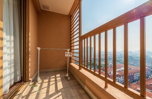 Bandar Sunway Apartment | Discover Sunway Pyramid Resort Suites & Lagoon Adventure