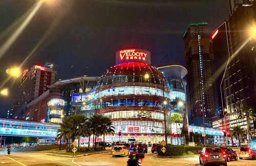 Maluri Apartment | Discover Sunway Velocity TWO: 4-Star Family-Friendly Escape