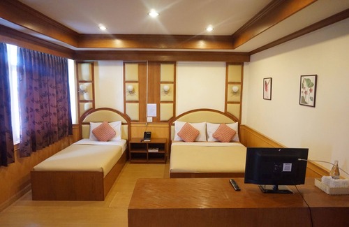 Kalasin Hotel | Budget-Friendly Supak Hotel with Family-Friendly Amenities