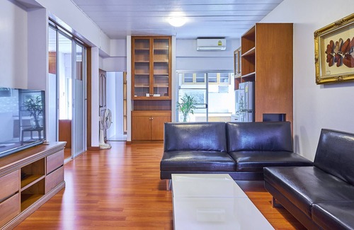 Su Thep Apartment | Spacious Supakit Family Room with Pool & Breakfast for 8