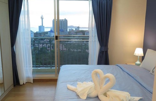 South Pattaya Apartment | Exceptional Supalai Mare Pattaya with Pool & Sea Views