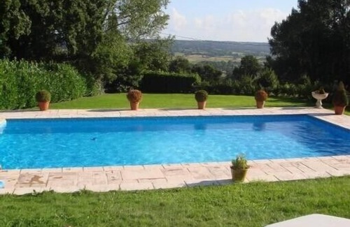 Saint-Martin-aux-Chartrains Villa | Elegant Villa with Pool near Deauville's Historic Cider Mill