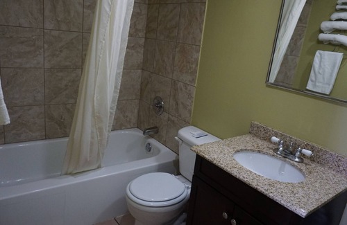 Wright City Hotel | Budget-Friendly Stay at Super 7 Inn with Breakfast Included
