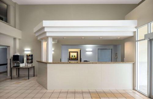 Sainte-Agathe-des-Monts Hotel | Pet-Friendly Retreat at Super 8 Sainte Agathe Des Monts
