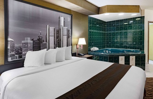 Windsor Hotel | Budget-Friendly Stay at Super 8 by Wyndham Ambassador Bridge