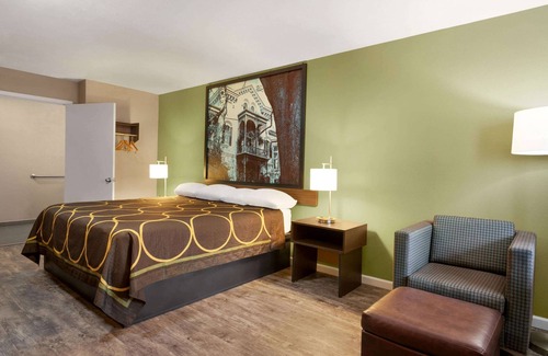 Brookhaven Hotel | Budget-Friendly Stay at Super 8 by Wyndham Brookhaven