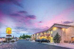 Buena Vista Hotel | Comfortable Stay at Super 8 by Wyndham Buena Vista