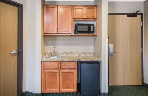 Clearfield Hotel | Comfortable Stay at Super 8 by Wyndham Clearfield