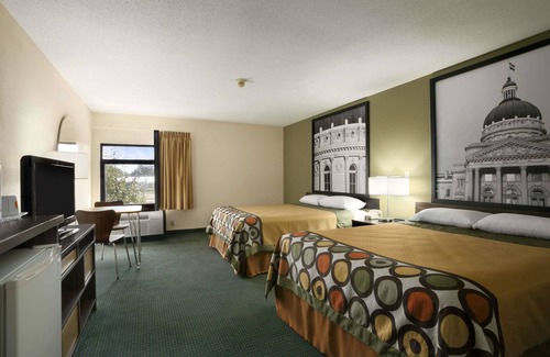 Columbia City Hotel | Cozy Stay at Super 8 by Wyndham Columbia City