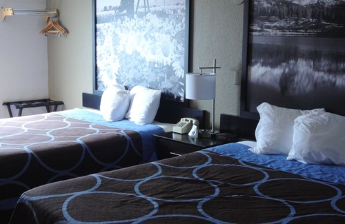 Cortez Hotel | Eco-Friendly Getaway at Super 8 by Wyndham Cortez